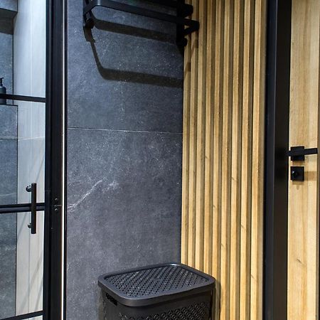 Apartament Black Loft Ниса Екстериор снимка