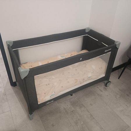 Apartament Black Loft Ниса Екстериор снимка
