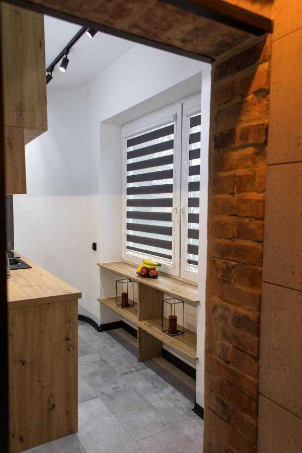 Apartament Black Loft Ниса Екстериор снимка