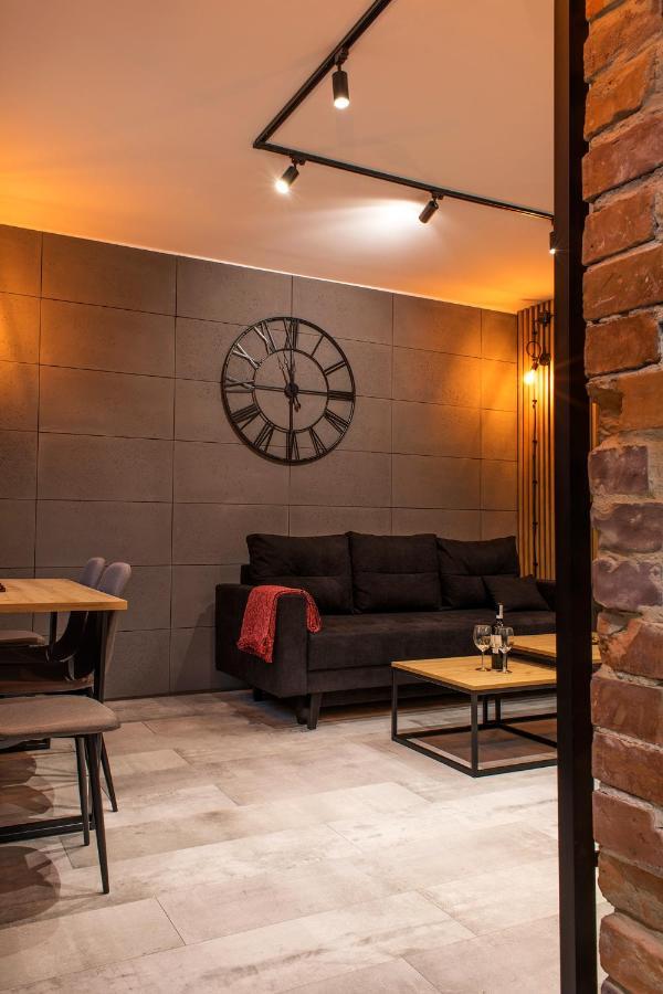 Apartament Black Loft Ниса Екстериор снимка